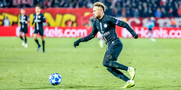 Watch soccer online